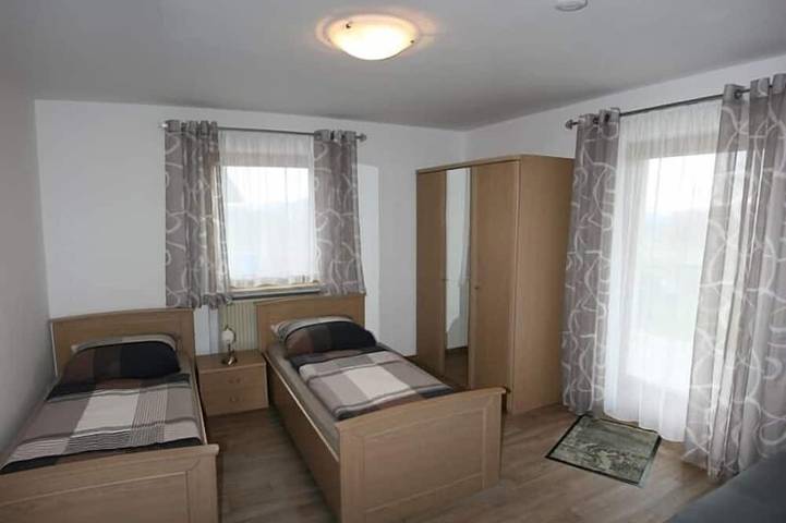 Gîte pour 5 personnes, avec jardin ainsi que balcon et piscine à Wegscheid - 2