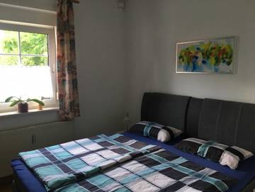 Ferienwohnung für 2 Personen, mit Garten in Plankenfels