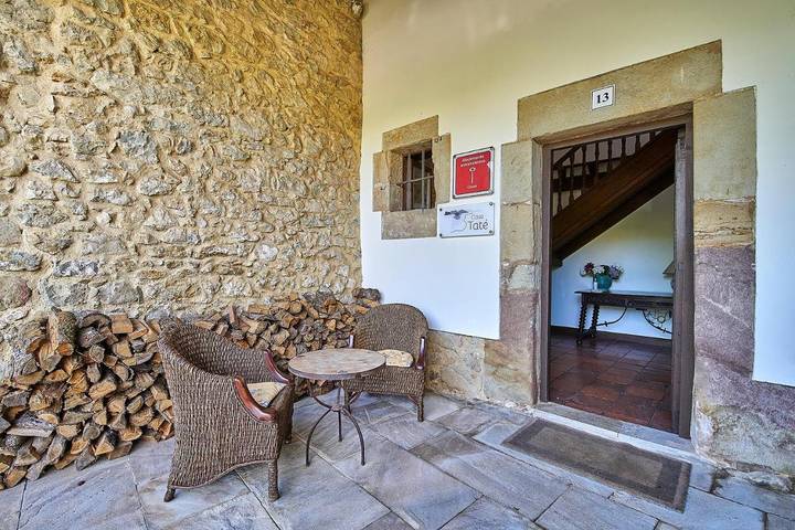 Location de vacances pour 8 personnes, avec vue et jardin, animaux acceptés à Comillas - 3