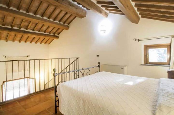 Entire apartment, Montecorneo in Perugia, Perugia Province