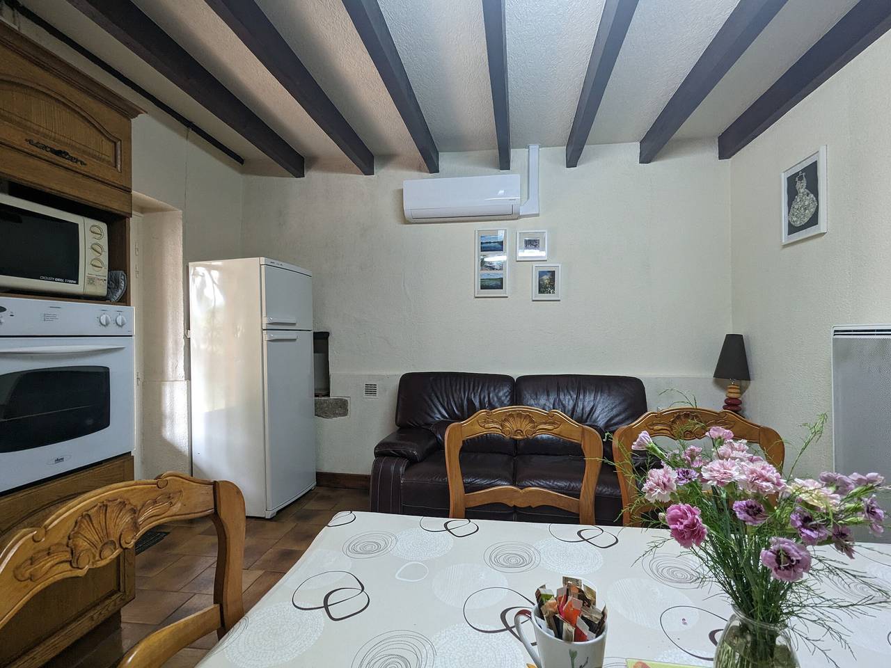 Charmante maison de campagne avec jardin privatif, proche étangs et nature, idéale rando et vélo. in Région de Le Blanc