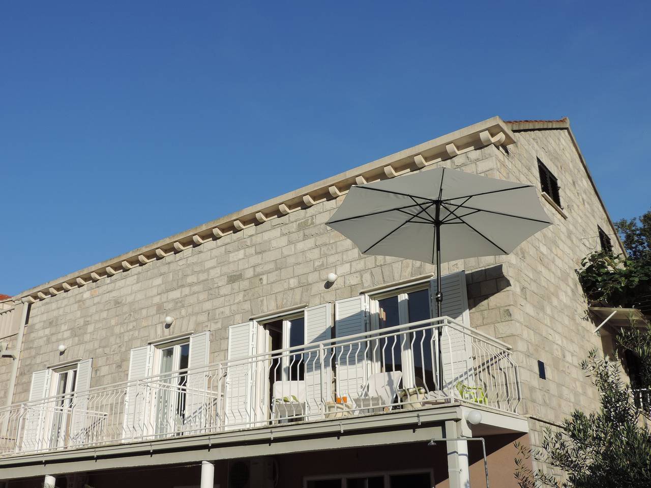 Geheel appartement, Eenkamerappartement met een balkon en uitzicht op de zee Zaton Mali (Dubrovnik) A-12120-a in Zaton, Grad Dubrovnik