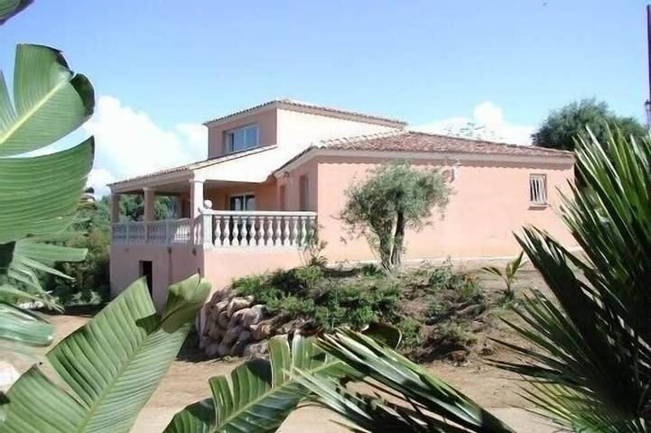 Villa pour 8 personnes, avec jardin