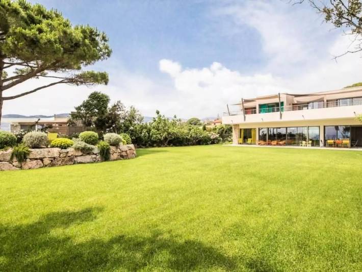 Location de vacances pour 8 personnes, avec jardin dans Sagone - 4