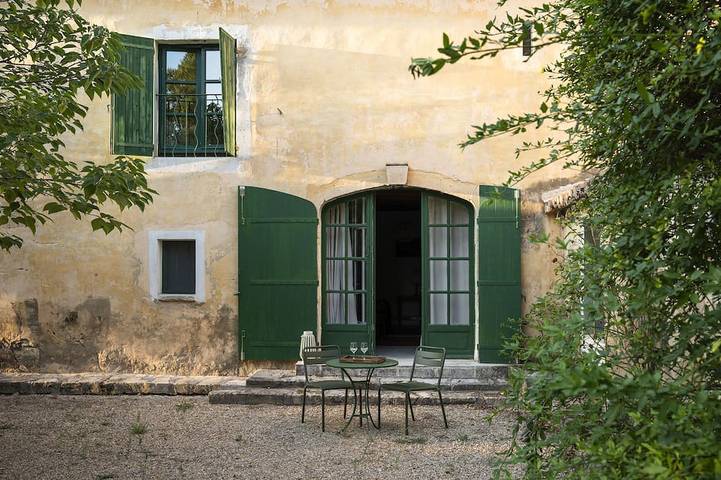 Entire apartment, Mas de Monge - Flat for 3 people in Tarascon, Arles region