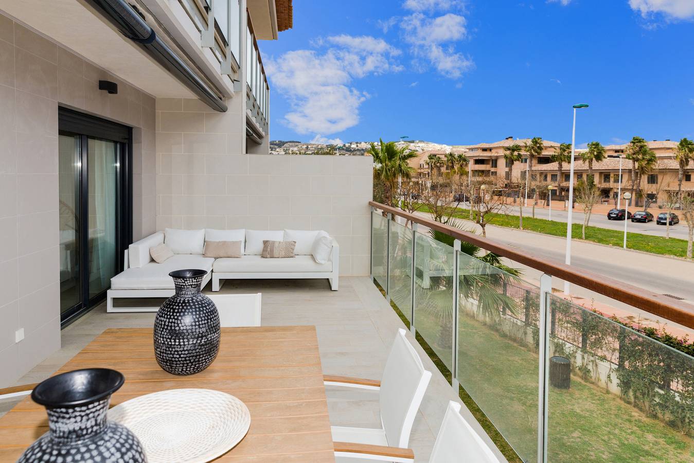 Entire apartment, Altamar Plus Apartment Javea Arenal, Stylish with Ac, Wifi, Terrace and Pool	 in Avenida de Augusta, Jávea