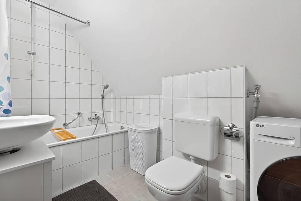 Ganze Wohnung, Alb & Altstadt - Ferienwohnung mitten in der Ettlinger Altstadt in Ettlingen, Rheinebene