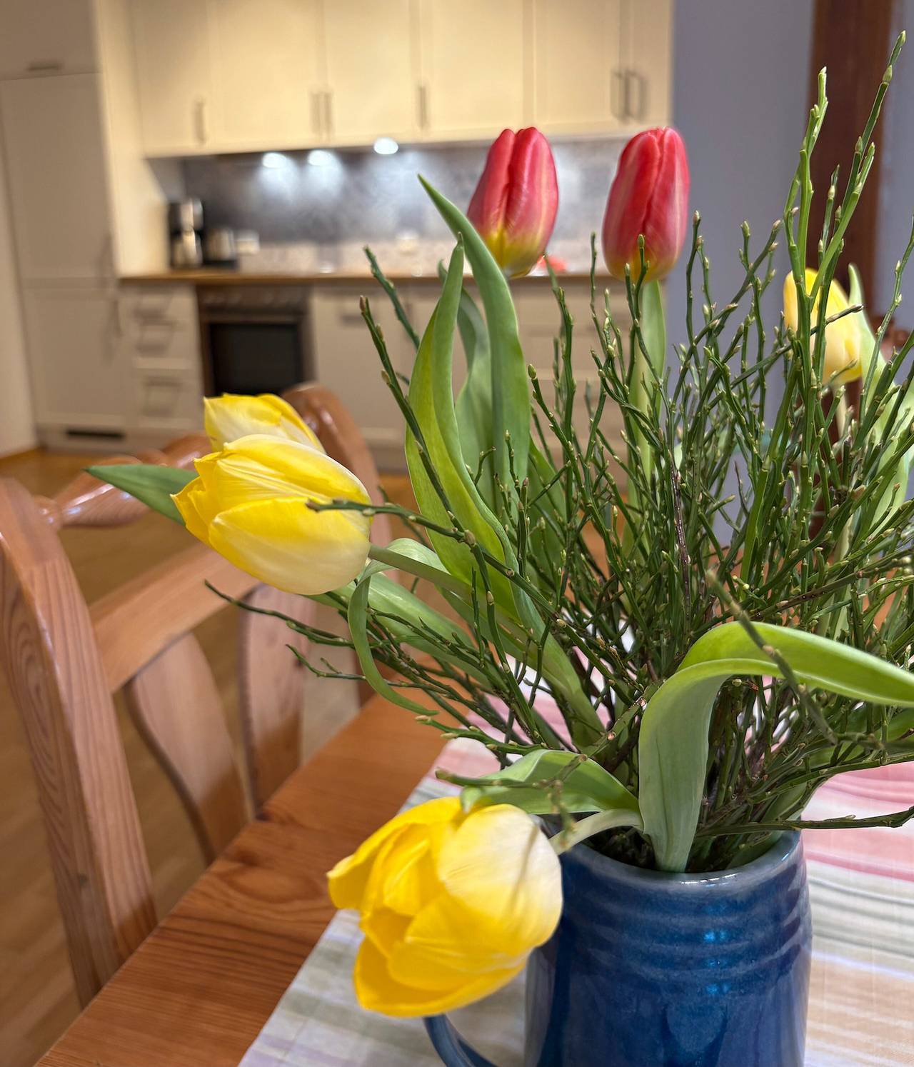 Entire apartment, Holiday Apartment 'Jägerstube' with Shared Terrace, Shared Garden and Wi-Fi in Wilhelmsdorf, Nördlicher Bodensee region