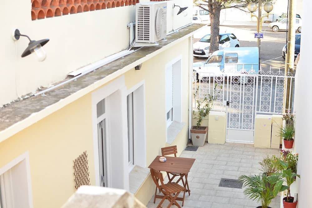 Napo Mistral 2 Comfortable Apartment in Port-Saint-Louis-du-Rhône, Arles region