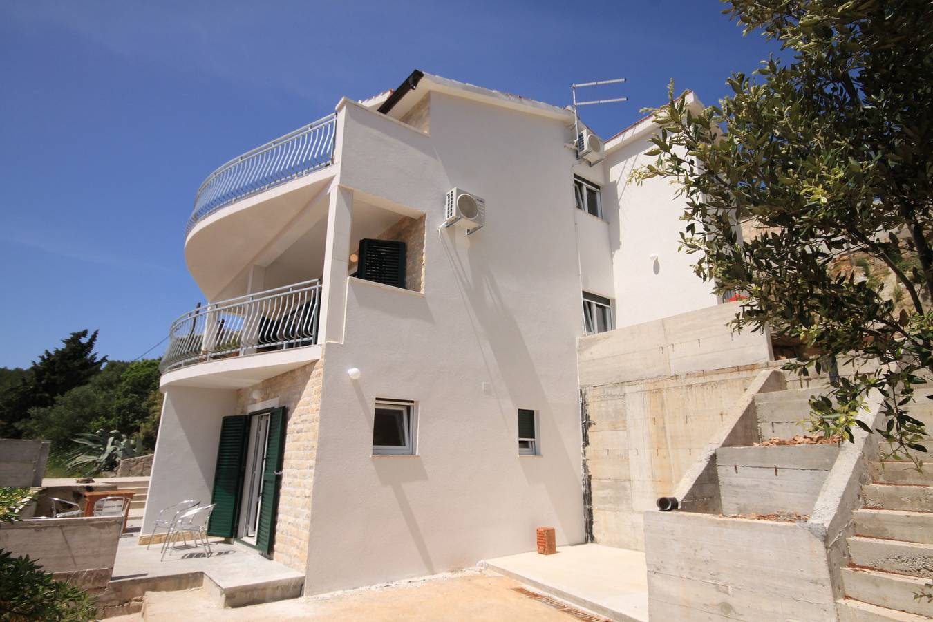 Ganze Wohnung, Apartments by the sea Basina, Hvar - 8754 in Vrboska, Hvar