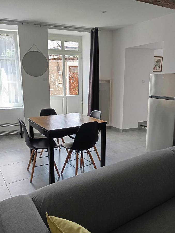 Gîte pour 4 personnes à Saint-Florent-le-Vieil - 3