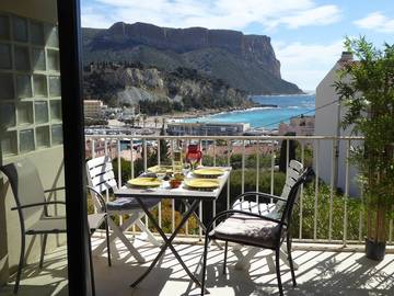 Gîte pour 4 personnes, avec terrasse et jardin à Cassis
