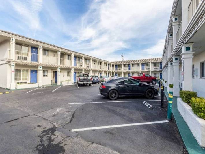 Ganze Wohnung, 1 Kingsize-Bett | Nichtraucher in San Rafael, California North Coast