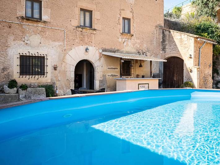 Villa for 5 people, with garden - 1