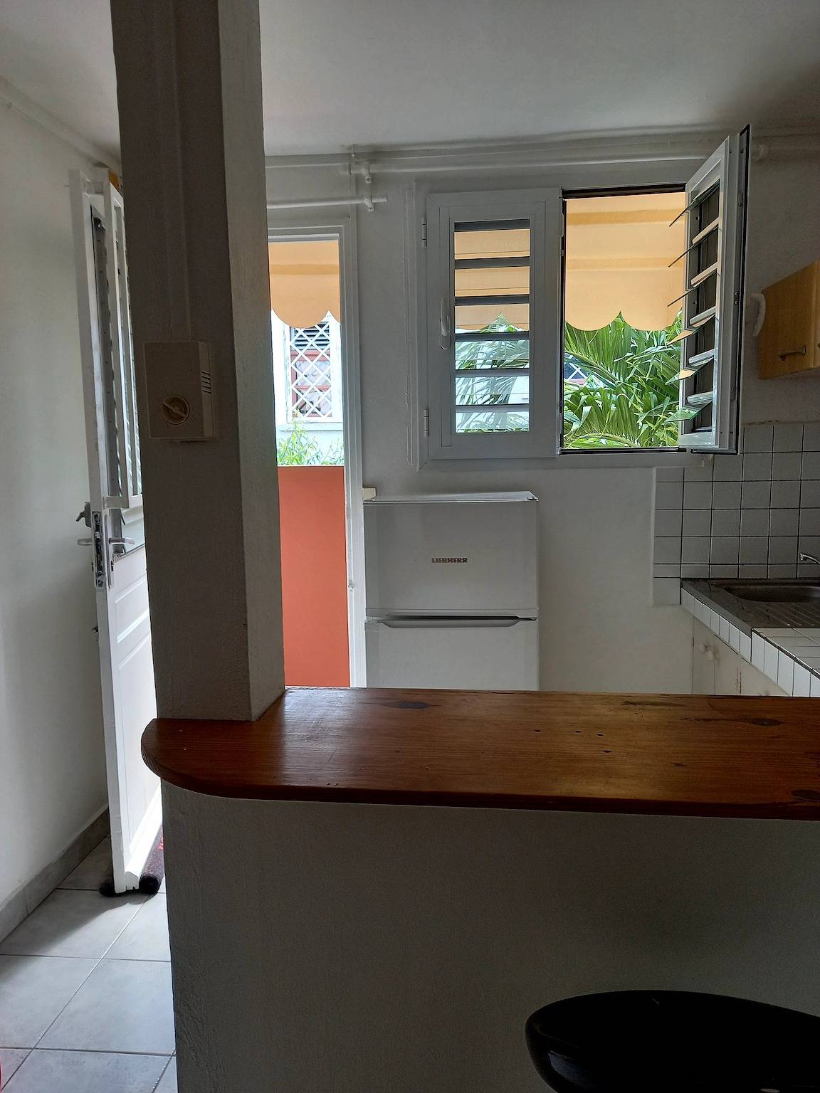 Estudio entero, Estudio encantador en Fort-de-France, 22 m² con vista al jardín in Martinica