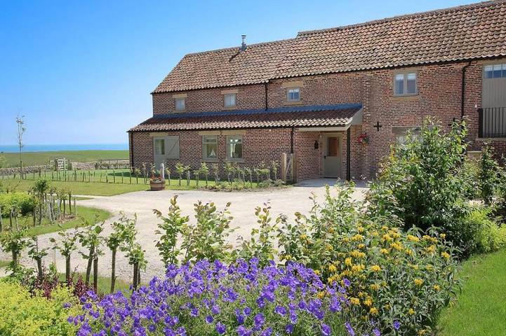 Cottage for 8 people, with garden in Scalby