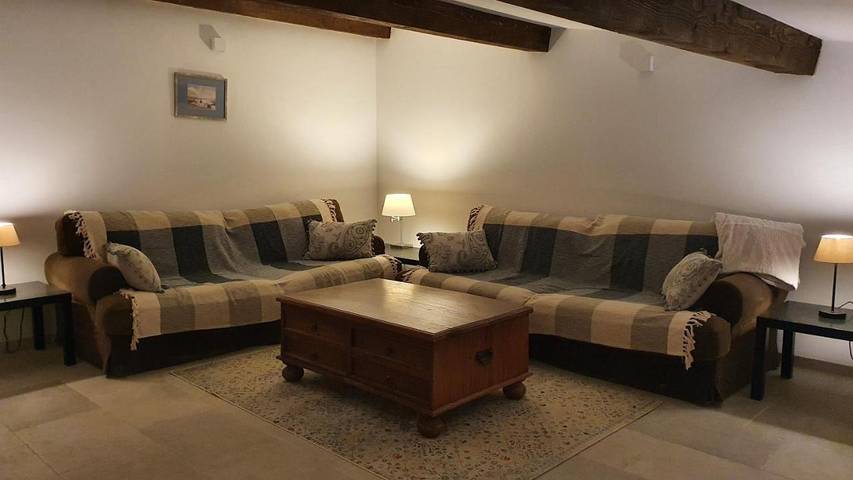 Gîte pour 2 personnes, avec jardin et vue, animaux acceptés à Magalas - 2