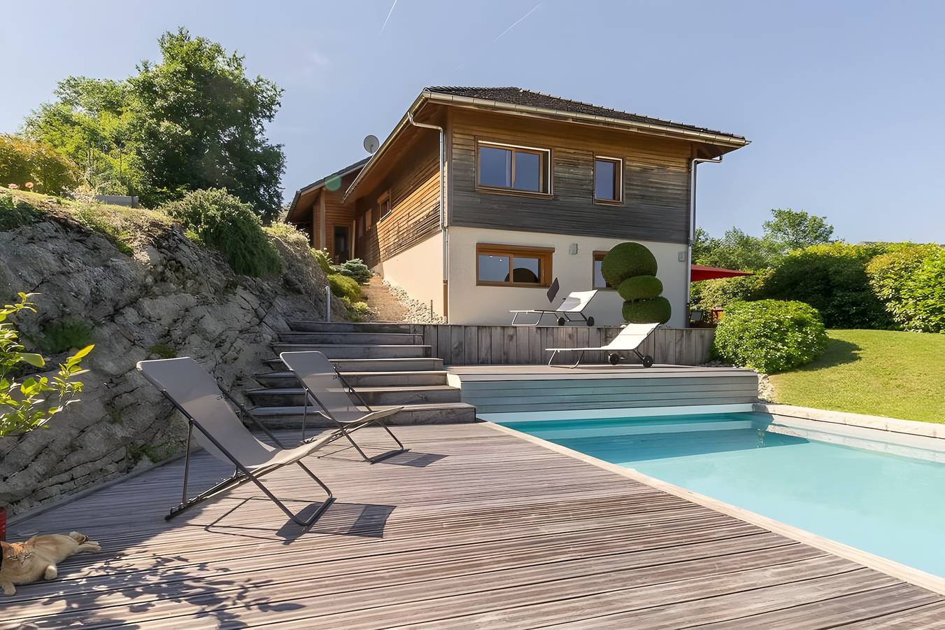 Maison de vacances 'Le Gypaete' avec vue sur les montagnes, piscine privée et Wi-Fi in Challes-les-Eaux, Région de Chambéry