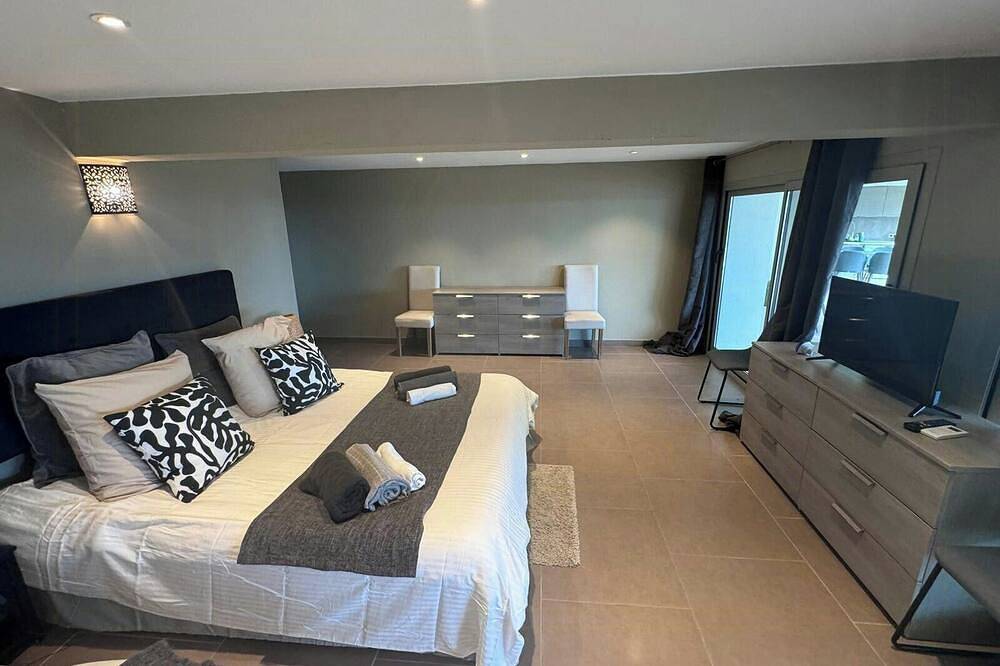 Mediterranean villa with French Riviera views in Cabris, Medelhavskusten (Frankrike)