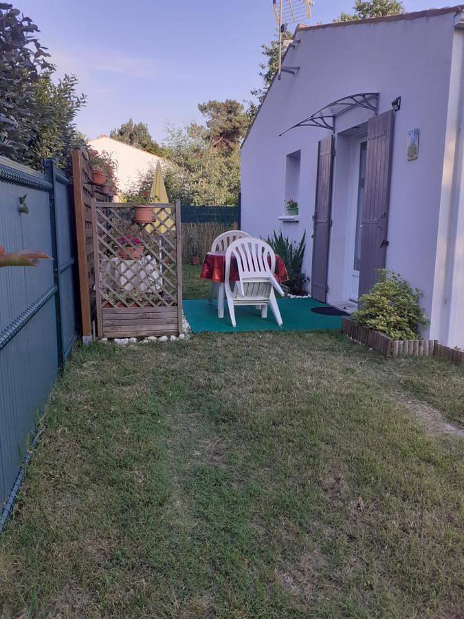 Location de vacances pour 2 personnes, avec vue et jardin, animaux acceptés à Étaules - 2