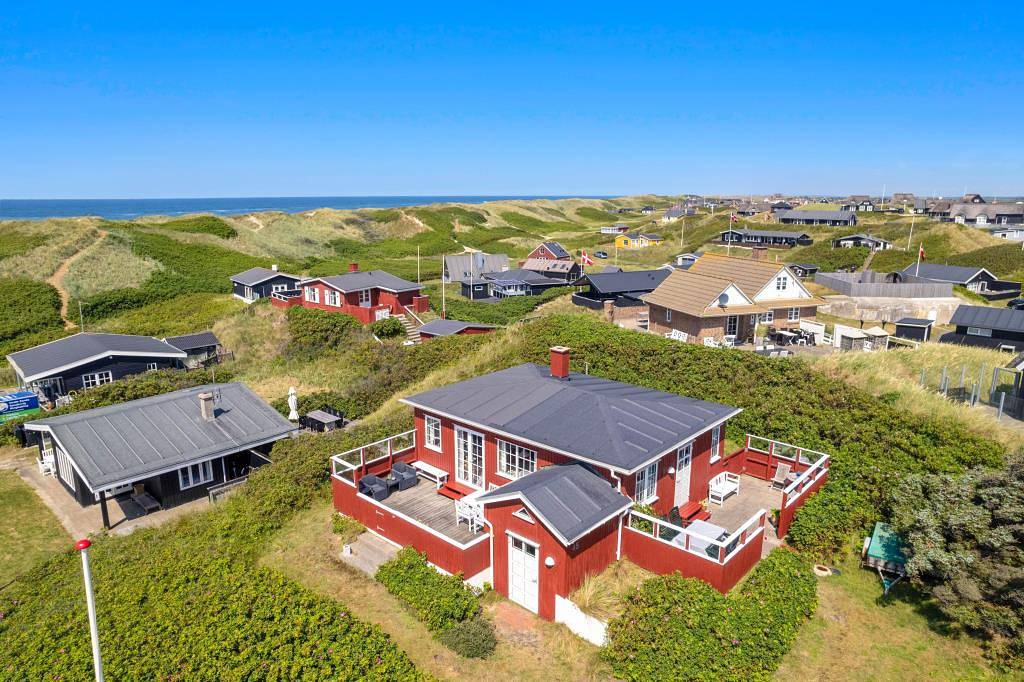 Cosy beach-side holiday home in Søndervig in Søndervig, Holmsland Klit