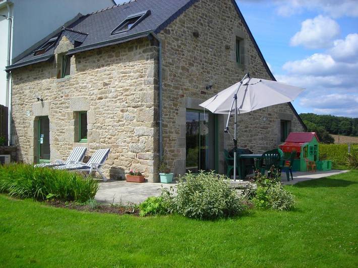 Maison de vacances pour 5 personnes, avec Terrasse et Jardin à Inzinzac-Lochrist