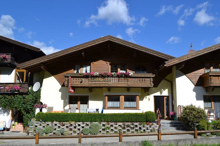 Ferienwohnung für 5 Personen, mit Balkon im Ötztal