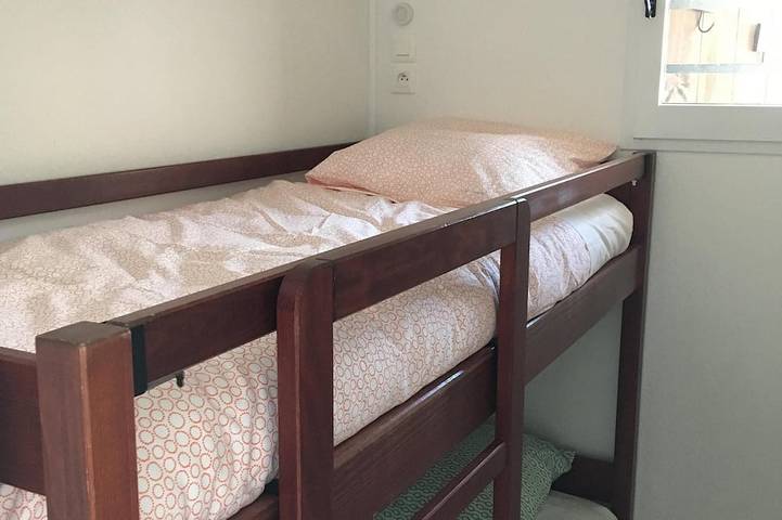 Appartement entier, Maisonnette au coeur des pins in Lacanau, Parc naturel régional du Médoc