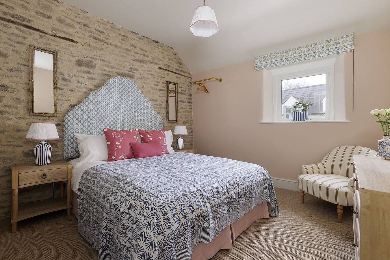 Entire apartment, The Barley Apartment at Cowley House in Cirencester, Gloucestershire