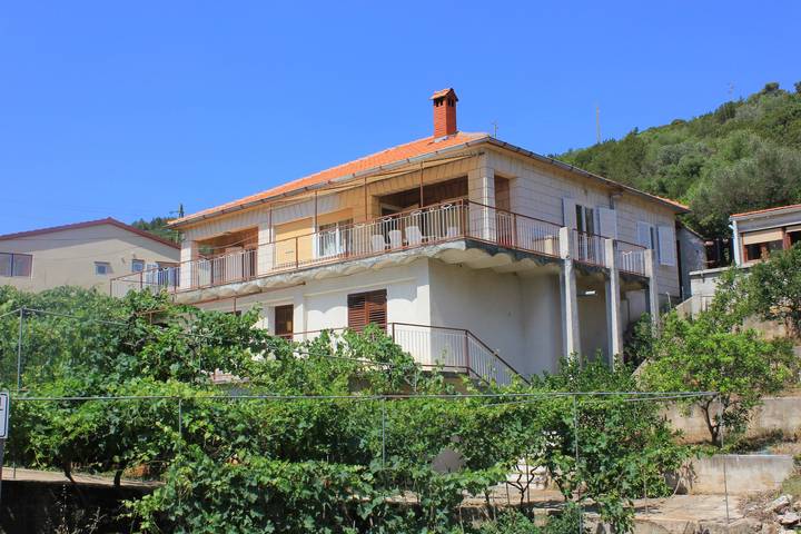 Ganze Wohnung, 4-Zimmer-Ferienwohnung mit Terrasse und Meerblick Zaglav (Dugi otok) -a in Sali, Dugi Otok