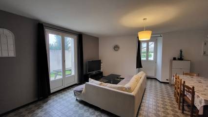 Gîte pour 6 personnes, avec jardin et terrasse à Chasseneuil-du-Poitou