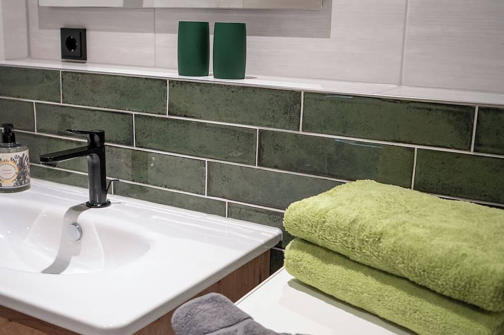 Ganze Wohnung, Gemütliche Ferienwohnung „Eiche“ in Dötlingen, Naturpark Wildeshauser Geest