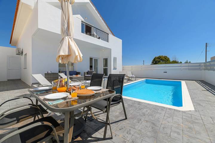 Villa for 6 personer, med Balkon og Terrasse samt Have i Cypern