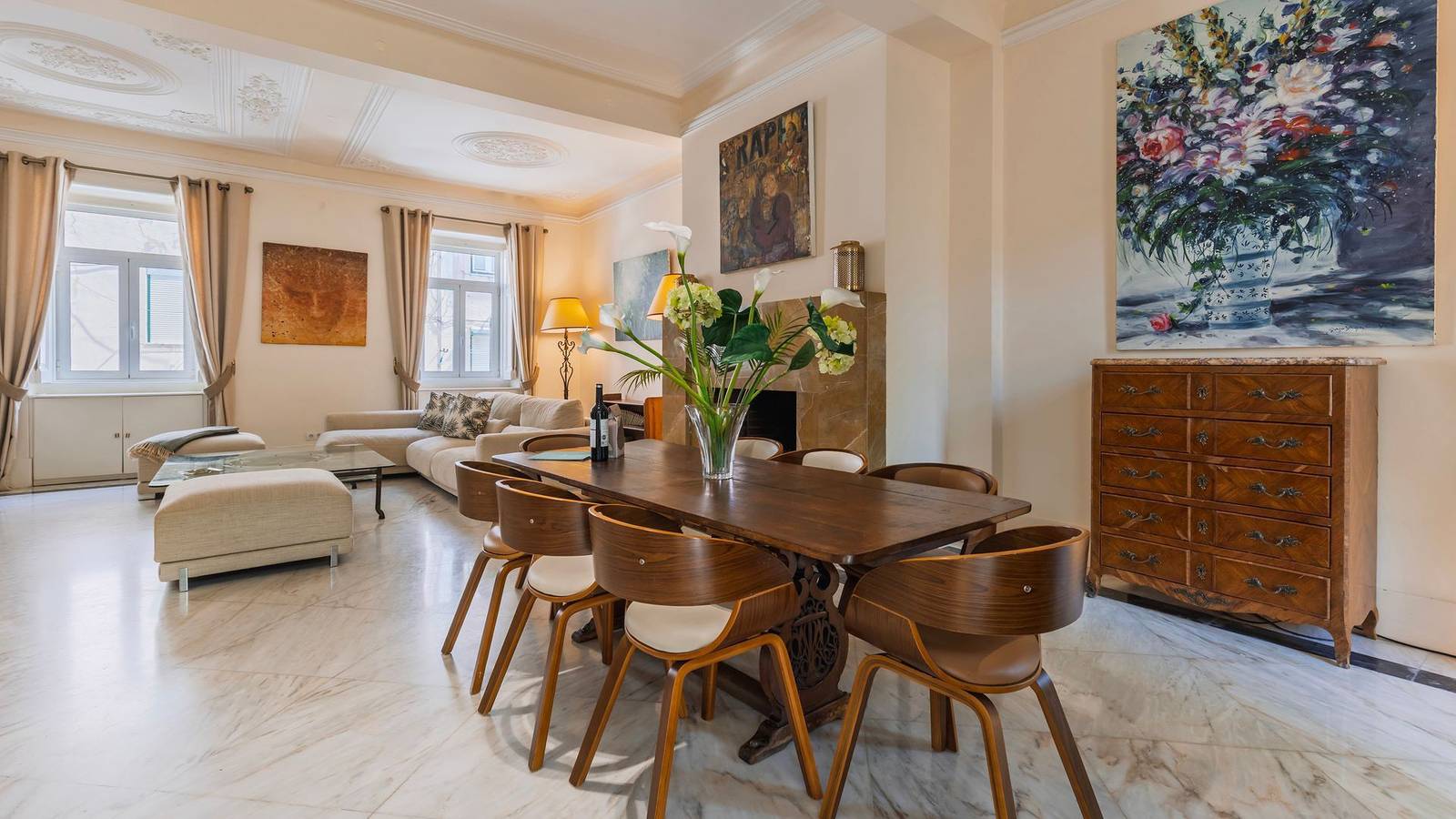 Garden Mansion in Historic Center by Lovelystay in Graça, São Vicente (Lisboa)