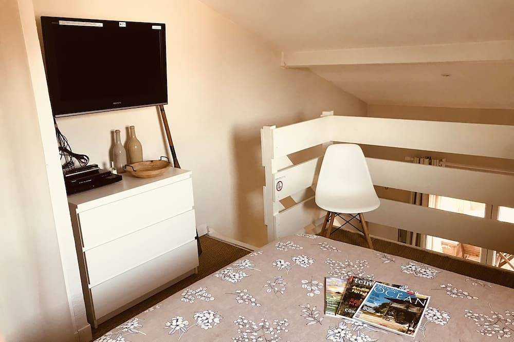 Cap Ferret peninsula and ocean beaches - Wooden terrace - Beach 2 km in Arès, Arcachon region