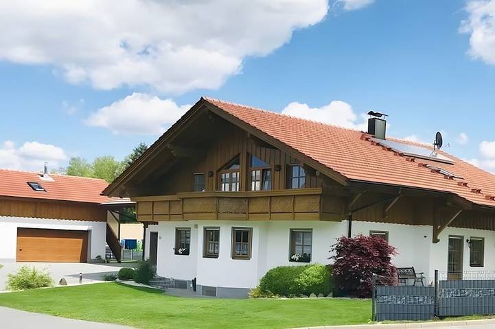 Ferienwohnung für 4 Personen, mit Balkon und Garten