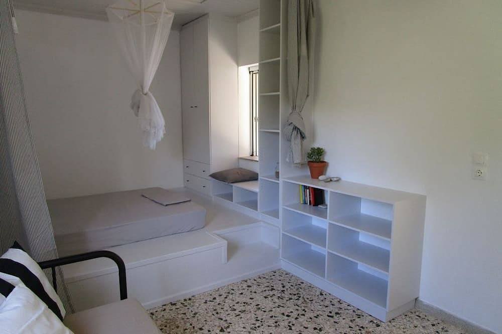 Stone'S Throw Beach Studio - next to the Sea in Koroni, Messeniska viken