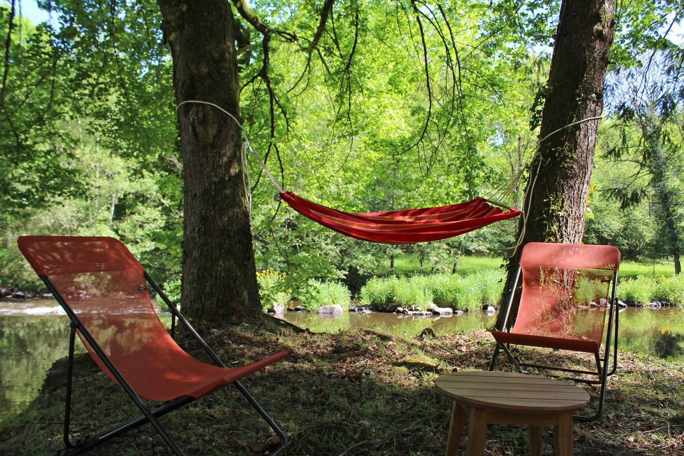 Trois ânes et un moulin in Bessines-sur-Gartempe, Région de Bellac