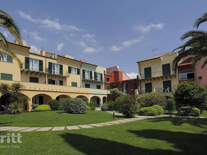 Tritt — Apartment for 7 people in Loano with swimming pool and children's pool in Loano, Riviera di Ponente