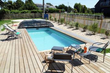 Gîte pour 14 personnes, avec jardin et piscine dans Plage du Verger