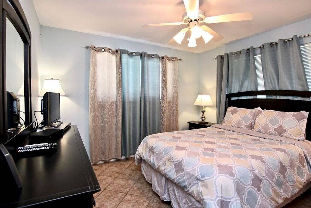 Ganze Wohnung, Wasserrad Retreat-Pet-Friendly-Schlafmöglichkeiten für bis zu 6! in New Braunfels, Comal County