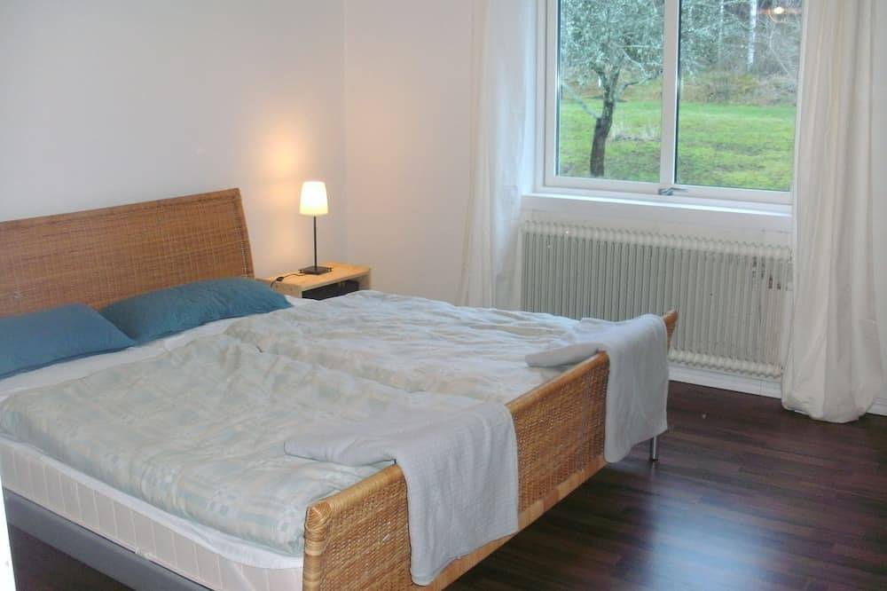 Gemütliches Ferienhaus in sehr ruhiger Lage am Waldrand (Glasreich) in Alstermo, Kronoberg