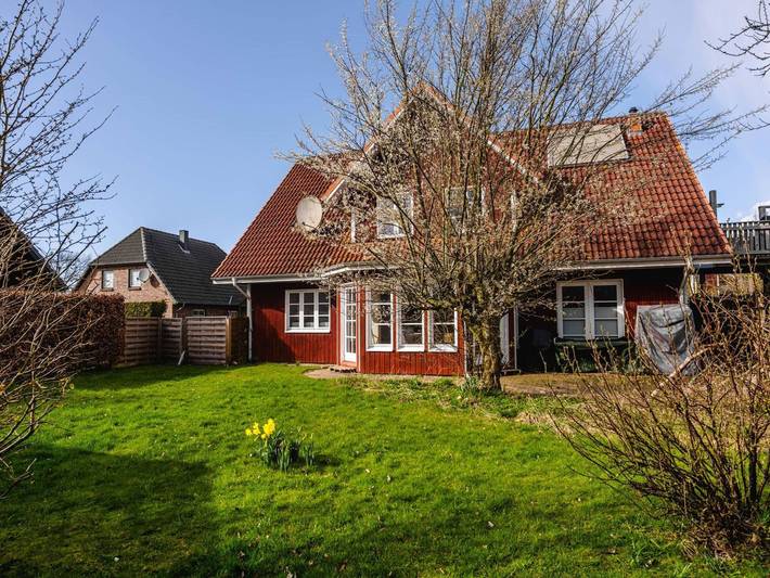 Ferienwohnung für 4 Personen, mit Balkon und Garten in Goltoft