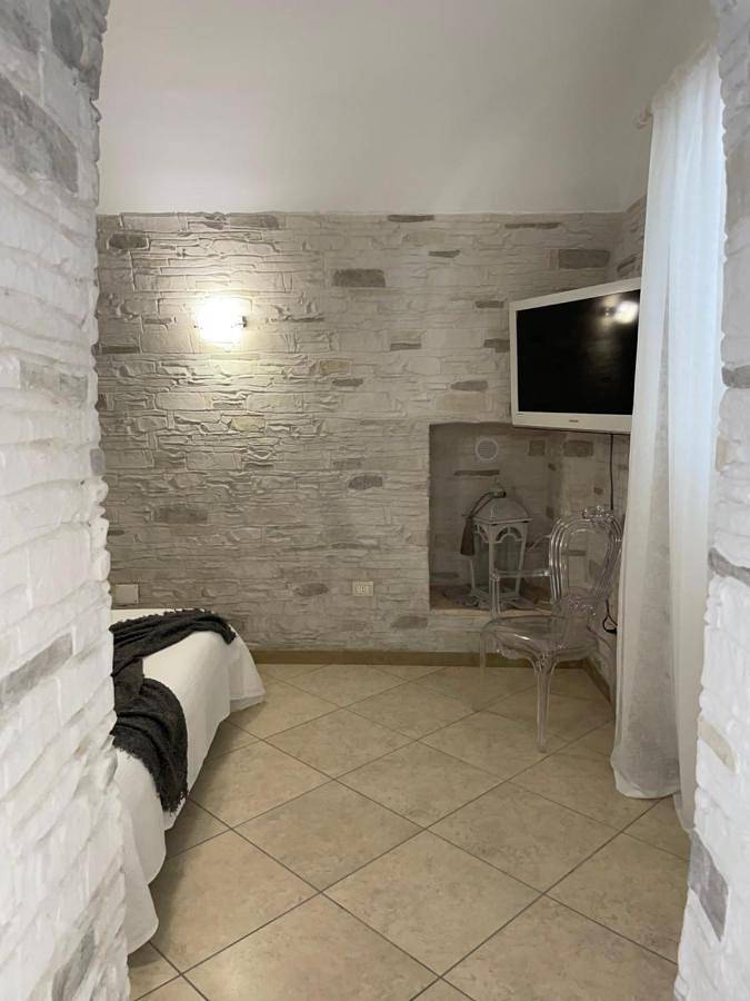 Chambre d’hôte pour 4 personnes, avec piscine et jardin à Bari - 3