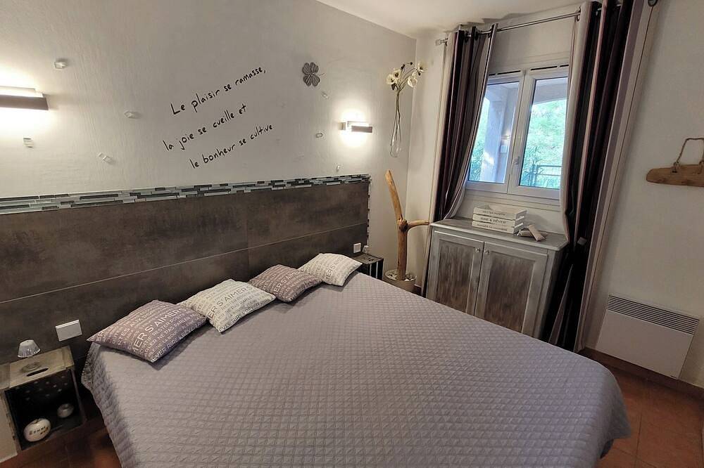 Ganze Wohnung, Superbe Appartement En Rez De Jardin De 35 m² Avec Terrasse Arboree in Les Issambres, Roquebrune-sur-Argens