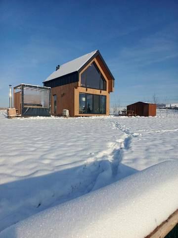 Lodge für 4 Personen, mit Whirlpool und Terrasse sowie Garten in Niederschlesien