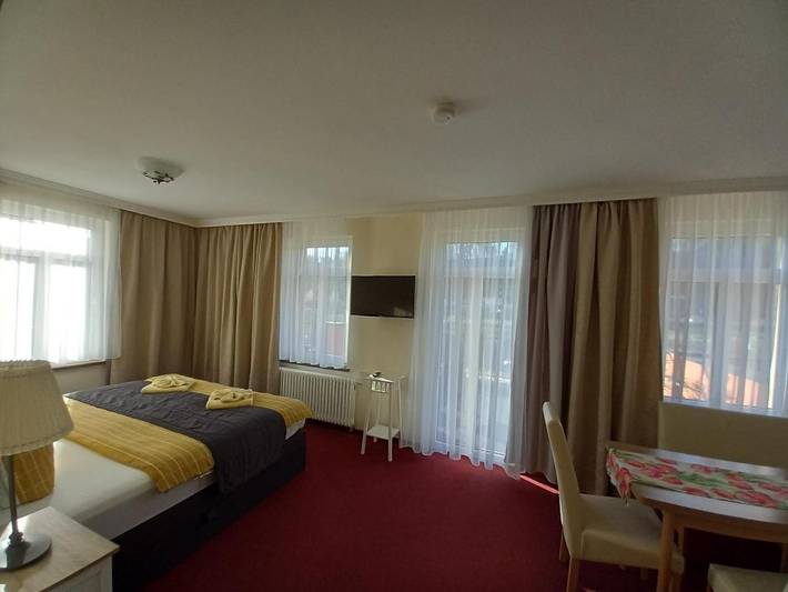 Hotel für 3 Personen, mit Sauna und Ausblick sowie Garten in Stadt Wehlen - 3