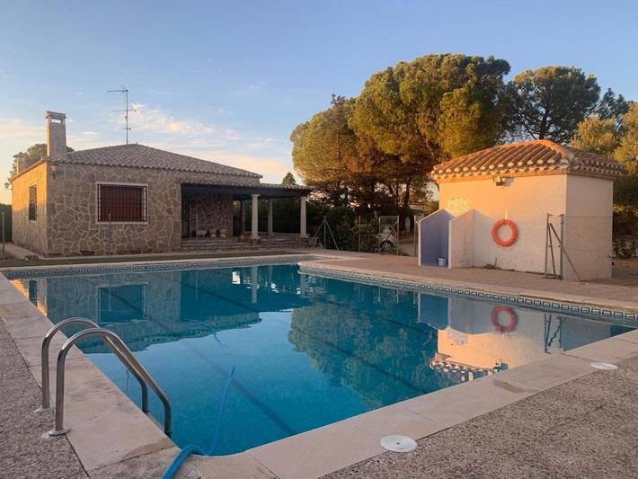 Casa de vacaciones para 7 personas, con jardín y piscina - 1
