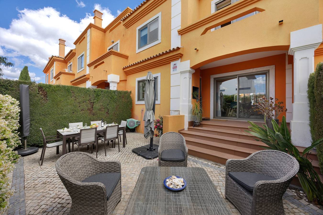 Villa 'Casa Giorianna - Luxury' com Piscina Partilhada, Wi-Fi e Ar Condicionado in Luz de Tavira, Ria Formosa