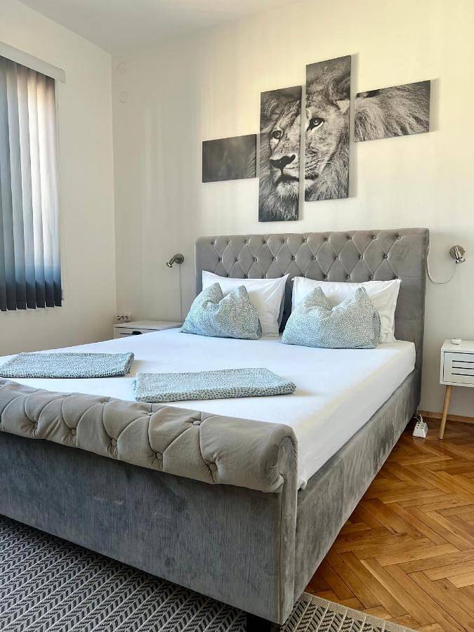 Appartement de vacances pour 5 personnes, avec terrasse et jacuzzi